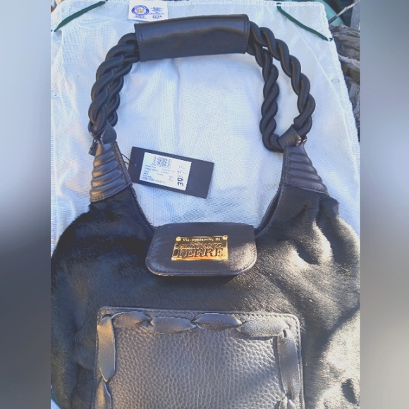 NEW VINTAGE ORIGINAL GIANFRANCO FERRE' DESIGN HANDBAG - Picture 1 of 11